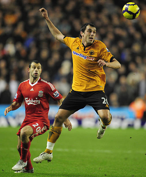 足坛星光暗 足坛星光暗