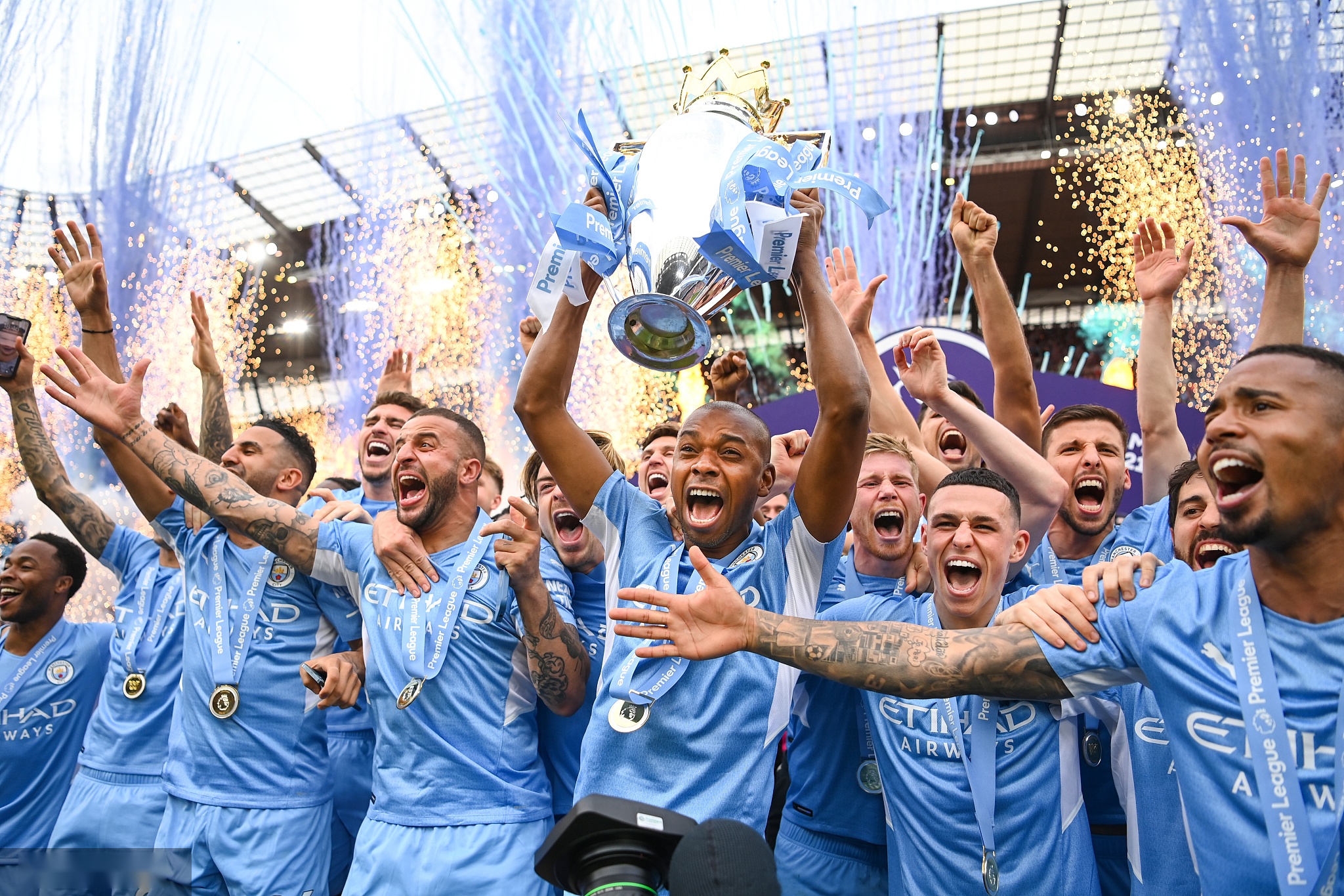 帮助美国队 帮助美国队